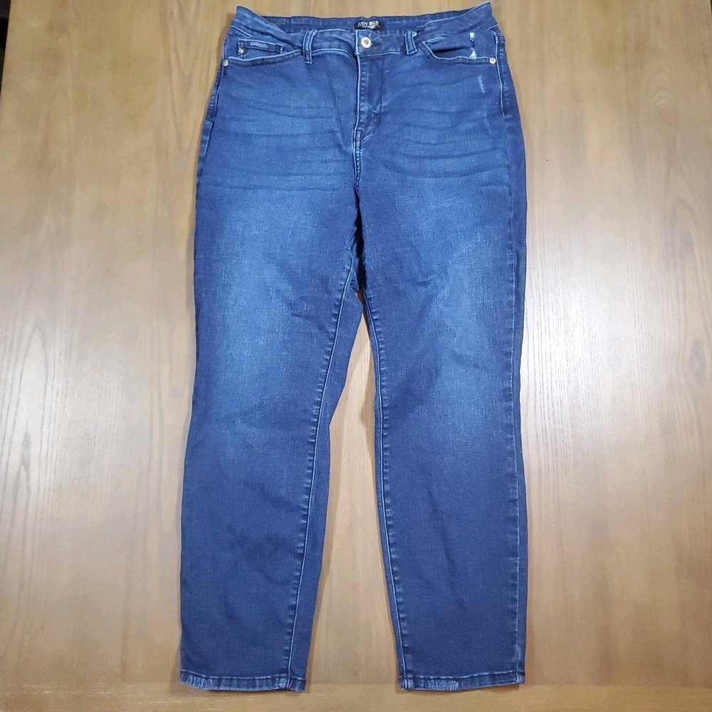 Judy Blue Cool Boyfriend Dark Wash Blue Denim Jeans JB8114DK Women's Size 15/32